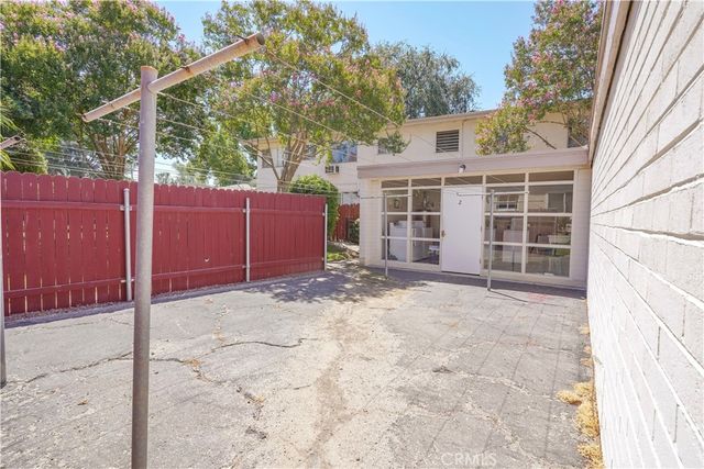 163 N Center Street, Redlands, CA 92373