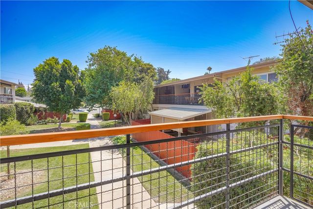163 N Center Street, Redlands, CA 92373