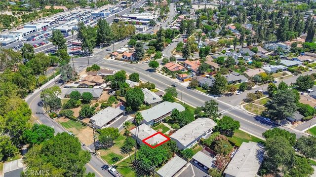163 N Center Street, Redlands, CA 92373