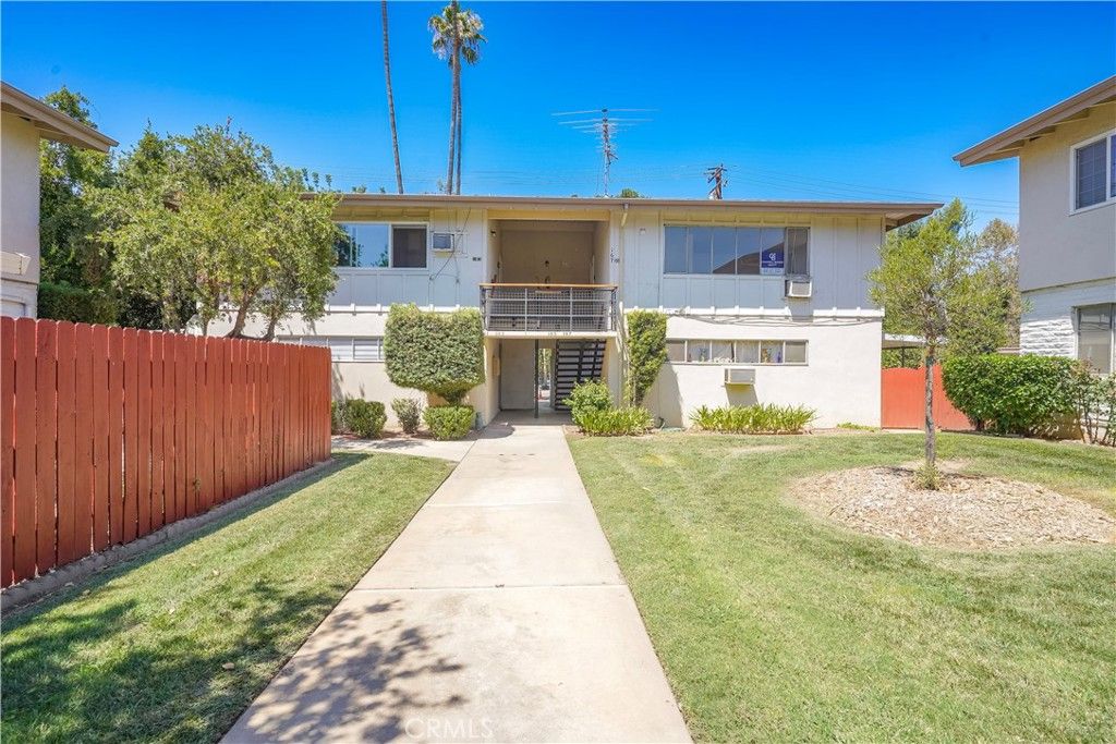163 N Center Street, Redlands, CA 92373