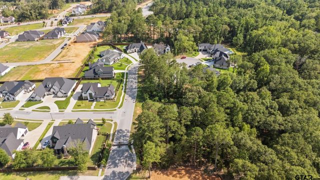 7939 Maple Ln., Tyler, TX 75703