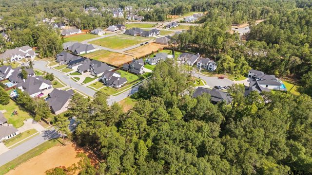 7939 Maple Ln., Tyler, TX 75703