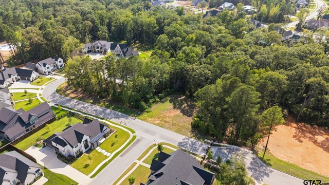 7939 Maple Ln., Tyler, TX 75703