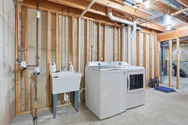 1011 Thompson Drive, Altoona, WI 54720