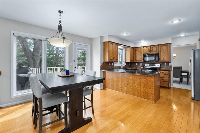 1011 Thompson Drive, Altoona, WI 54720