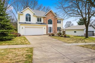 1011 Thompson Drive, Altoona, WI 54720