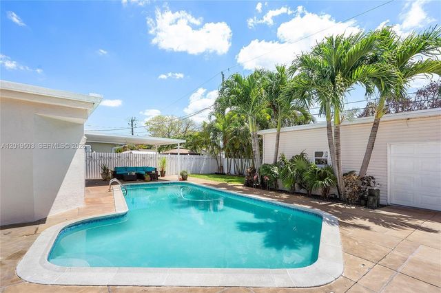3021 N 72nd Way, Hollywood, FL 33024