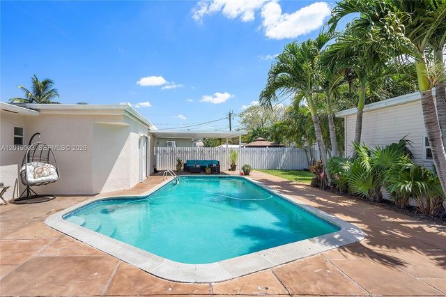 3021 N 72nd Way, Hollywood, FL 33024