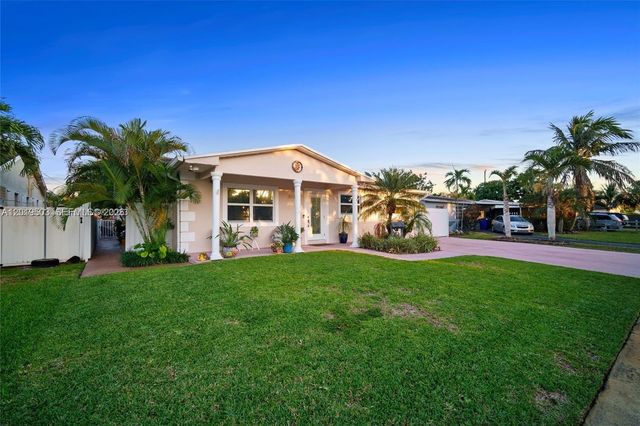 3021 N 72nd Way, Hollywood, FL 33024