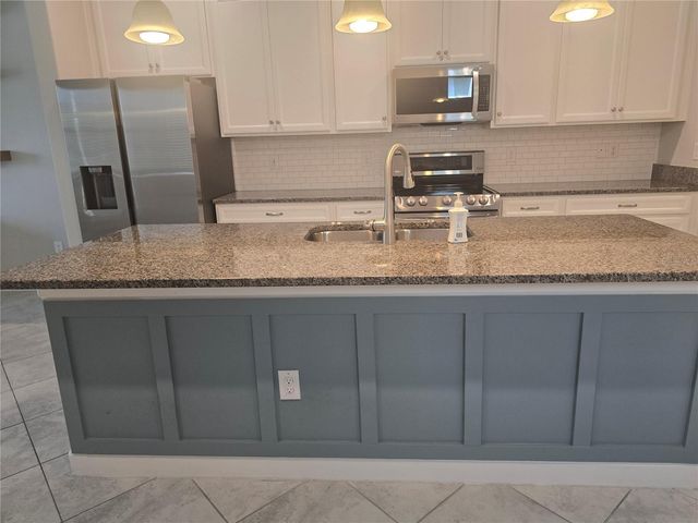 18650 NOBLE CASPIAN DRIVE, Lutz, FL 33558