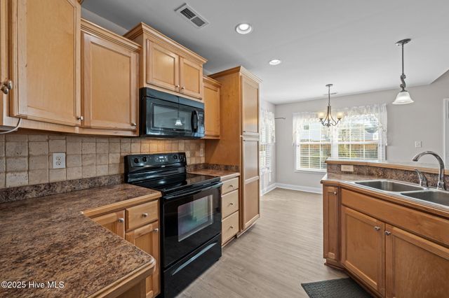 308 Louisia Mae Way, New Bern, NC 28560