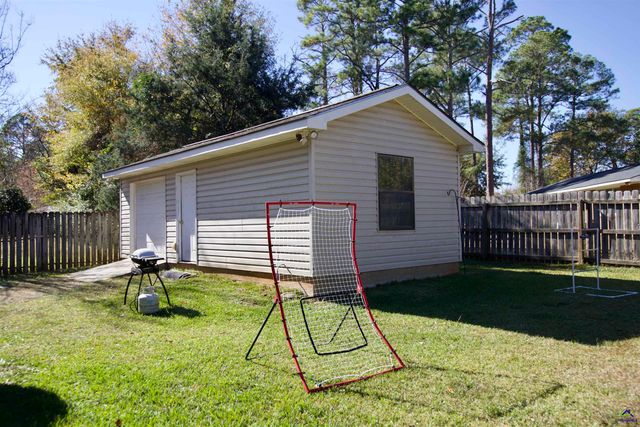 1205 Morningside Drive, Perry, GA 31069