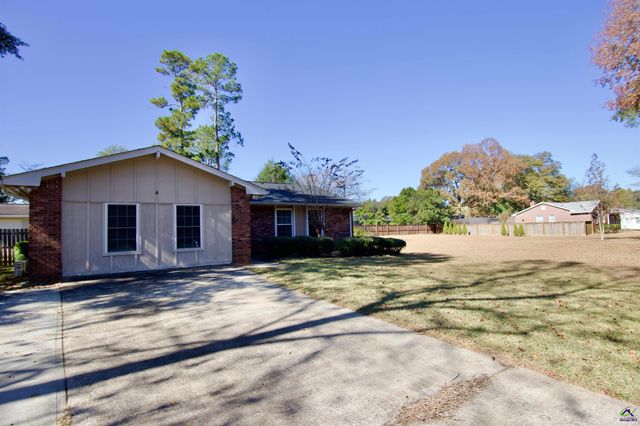 1205 Morningside Drive, Perry, GA 31069