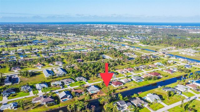 22 MARK TWAIN LANE, Rotonda West, FL 33947