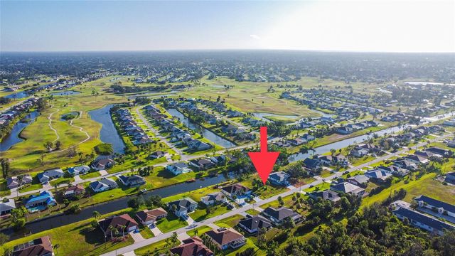 22 MARK TWAIN LANE, Rotonda West, FL 33947