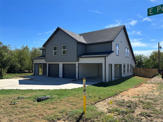 1702 E Powell Avenue, Fort Worth, TX 76104