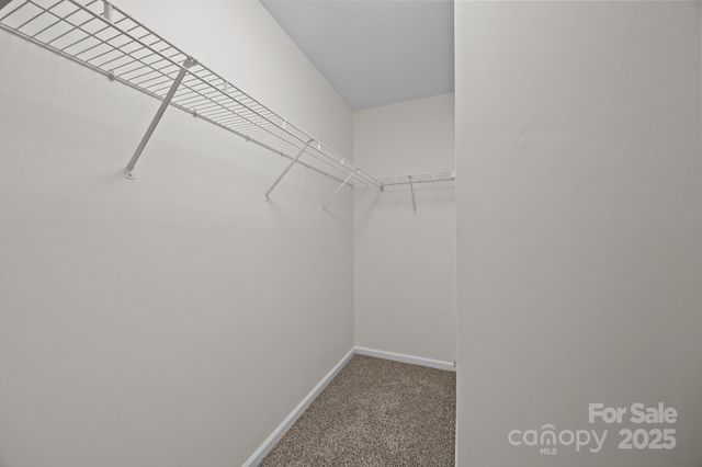 831 White Oak Lane, Matthews, NC 28104