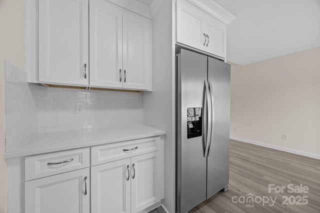 831 White Oak Lane, Matthews, NC 28104