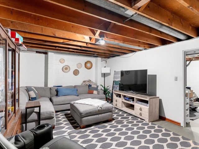 3127 S 15th STREET, Manitowoc, WI 54220
