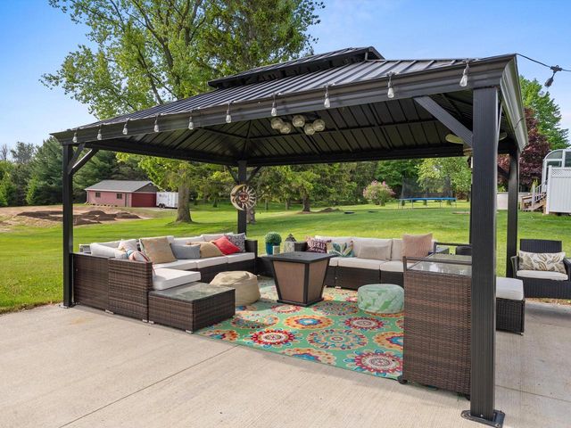 3127 S 15th STREET, Manitowoc, WI 54220
