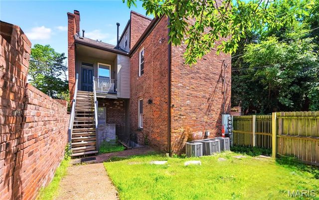 1841 S 9th Street, St Louis, MO 63104