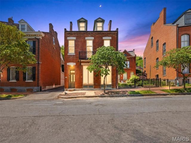 1841 S 9th Street, St Louis, MO 63104