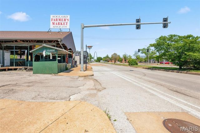 1841 S 9th Street, St Louis, MO 63104