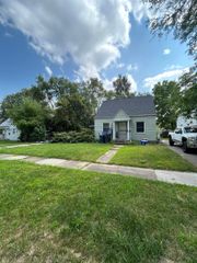 2610 Pennsylvania Avenue, Flint, MI 48506