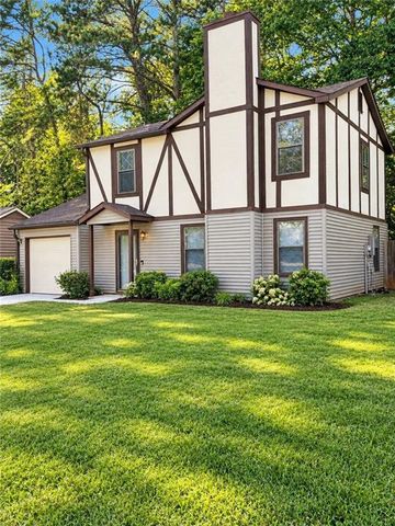 5459 Farmview Close, Stone Mountain, GA 30088