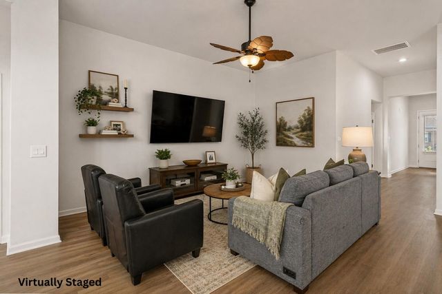 1016 Chester Glen Ct., Myrtle Beach, SC 29579