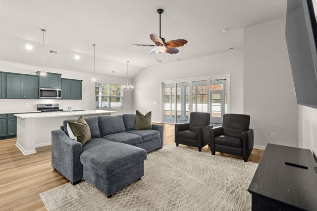 1016 Chester Glen Ct., Myrtle Beach, SC 29579