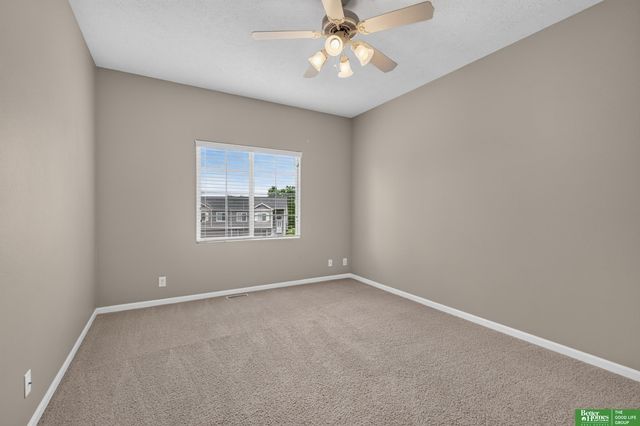 19160 Drexel Circle, Omaha, NE 68135