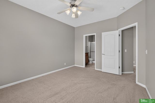 19160 Drexel Circle, Omaha, NE 68135