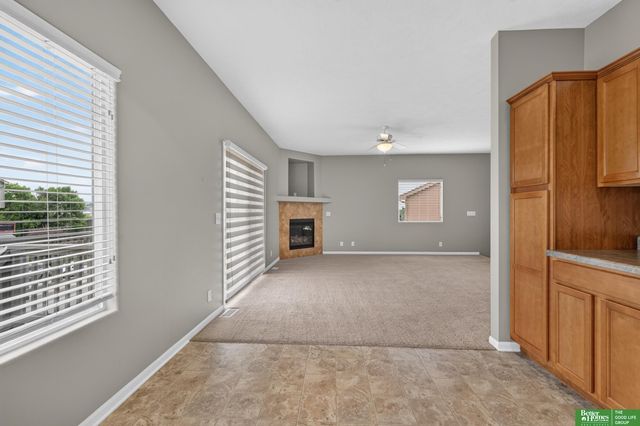 19160 Drexel Circle, Omaha, NE 68135