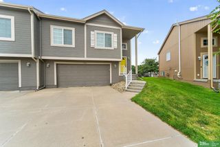 19160 Drexel Circle, Omaha, NE 68135