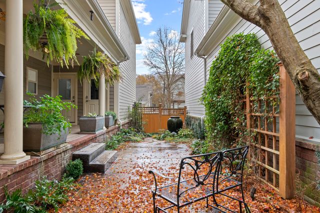 713 Pearre Springs Way, Franklin, TN 37064