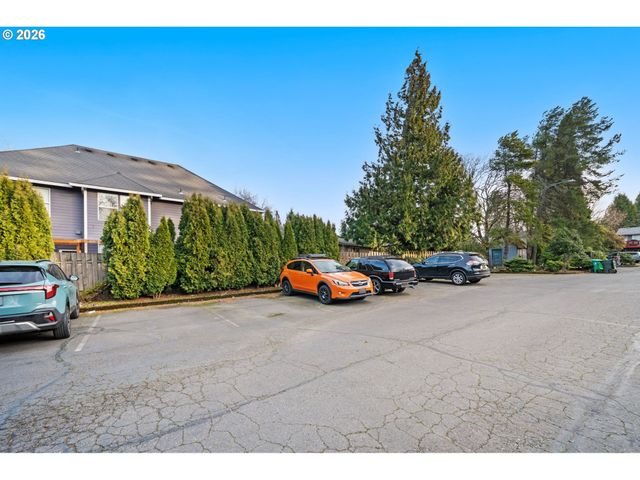 180 Ne KANE Dr, Gresham, OR 97030