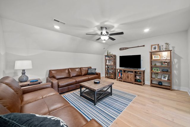 125 DENTON CT, Clarksville, TN 37043