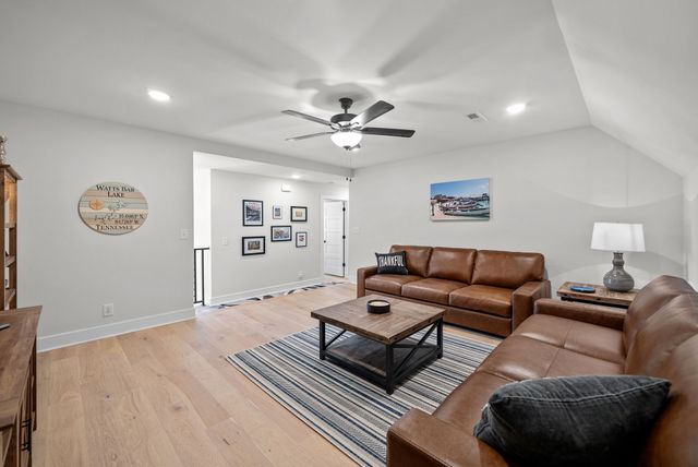 125 DENTON CT, Clarksville, TN 37043