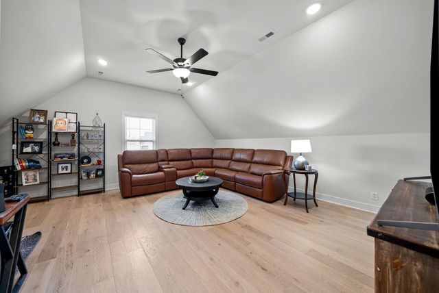 125 DENTON CT, Clarksville, TN 37043