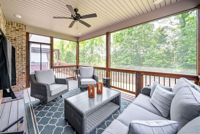 125 DENTON CT, Clarksville, TN 37043