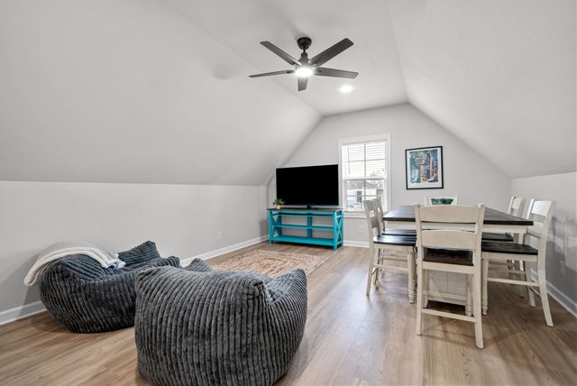 125 DENTON CT, Clarksville, TN 37043