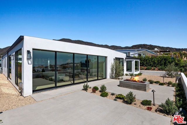 3616 Shoreheights Drive, Malibu, CA 90265