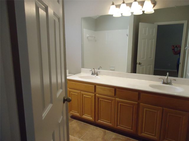 1404 Peachtree Valley DR, Round Rock, TX 78681