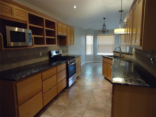 1404 Peachtree Valley DR, Round Rock, TX 78681