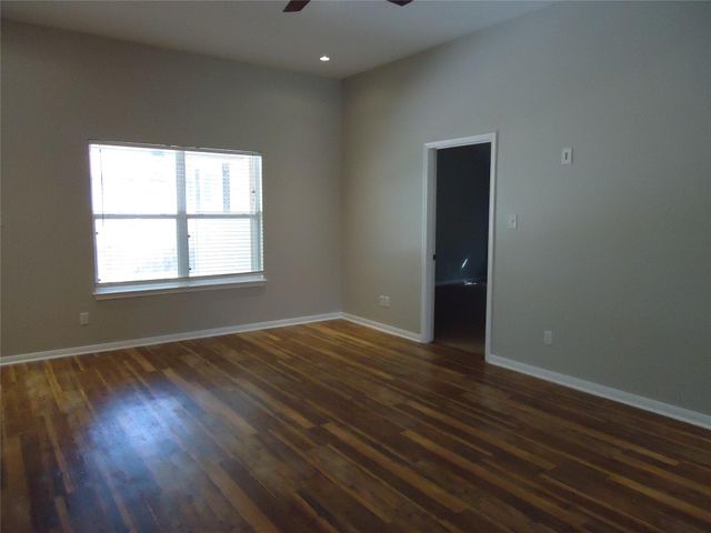 1404 Peachtree Valley DR, Round Rock, TX 78681