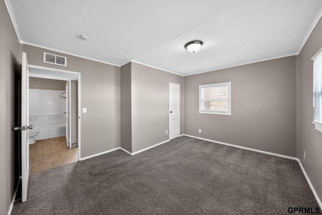 6939 Hamilton Street, Omaha, NE 68132