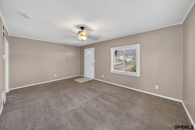 6939 Hamilton Street, Omaha, NE 68132