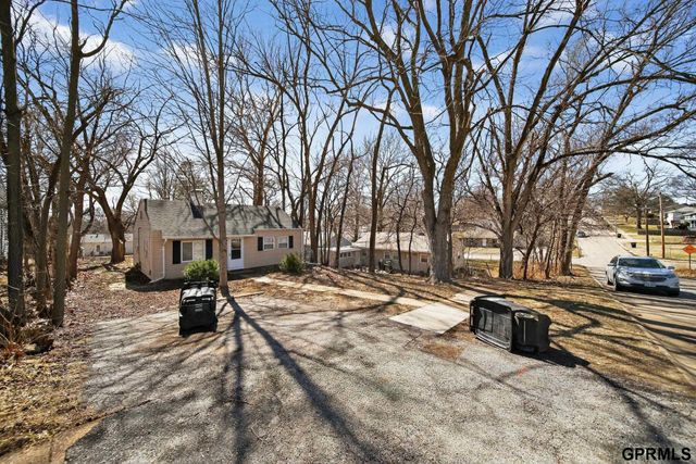 6939 Hamilton Street, Omaha, NE 68132