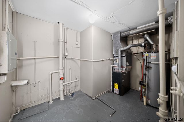 6939 Hamilton Street, Omaha, NE 68132